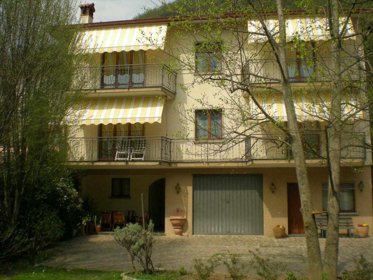 Casa Vacanze Donatella Carenno المظهر الخارجي الصورة